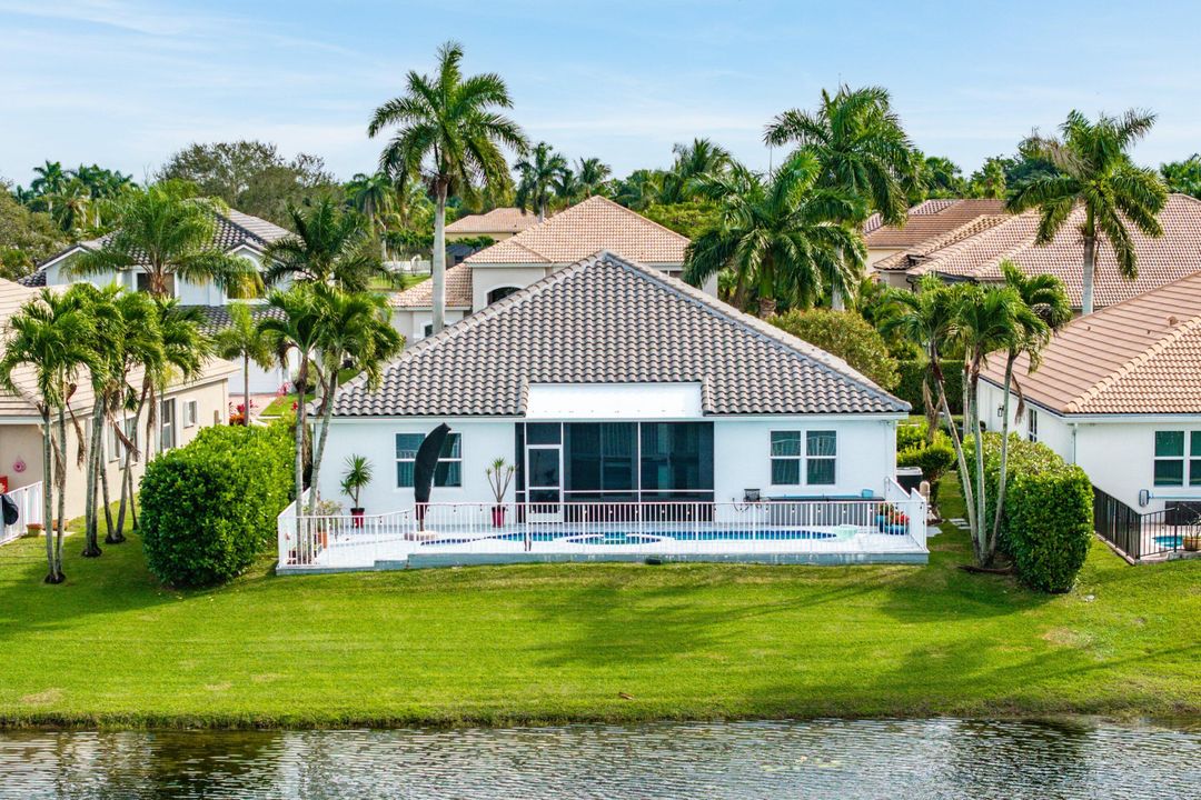 For Rent: $6,950 (4 beds, 3 baths, 2348 Square Feet)