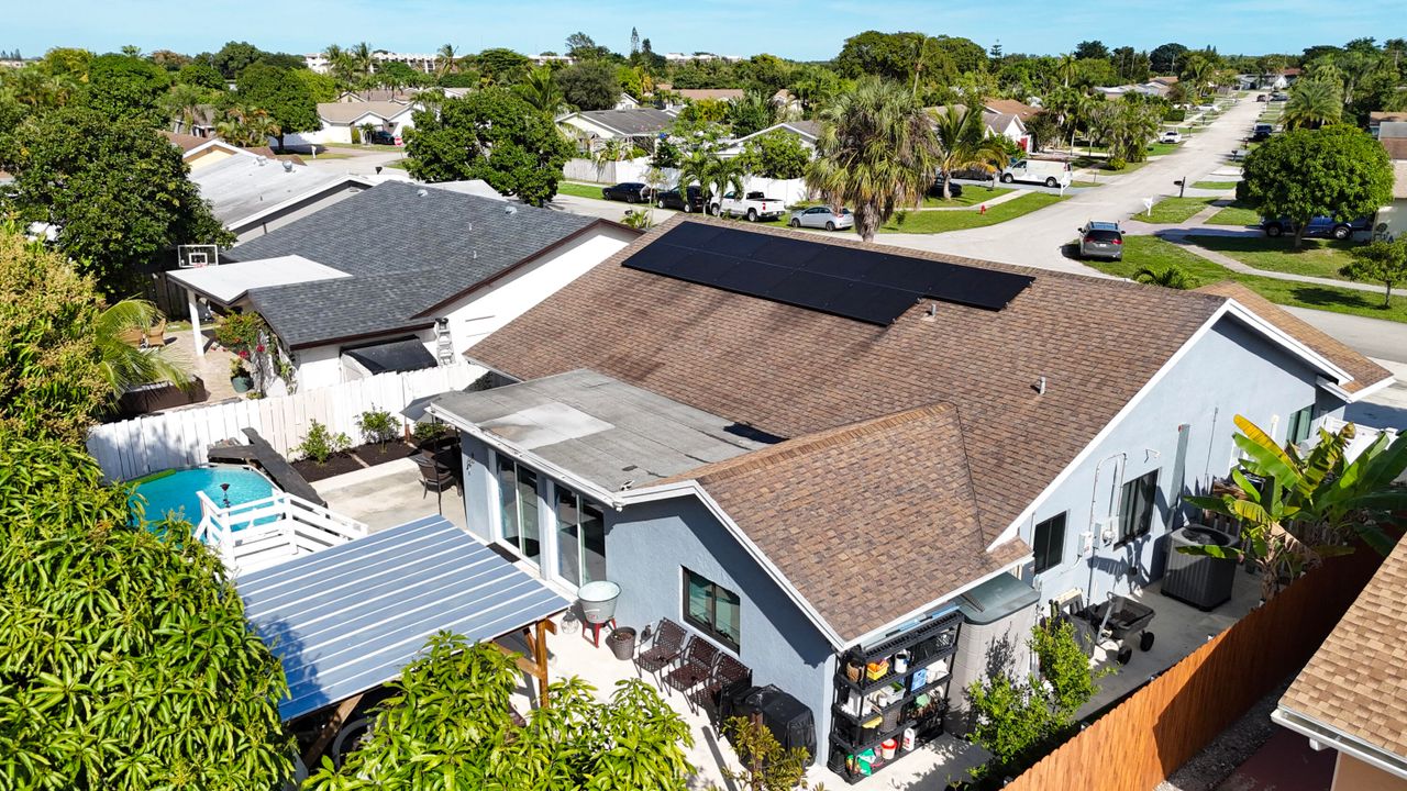 For Sale: $649,000 (3 beds, 2 baths, 1668 Square Feet)