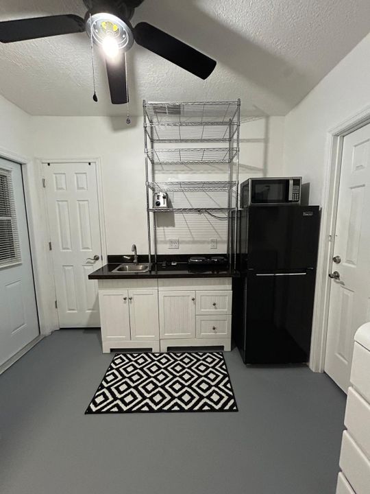 For Sale: $649,000 (3 beds, 2 baths, 1668 Square Feet)