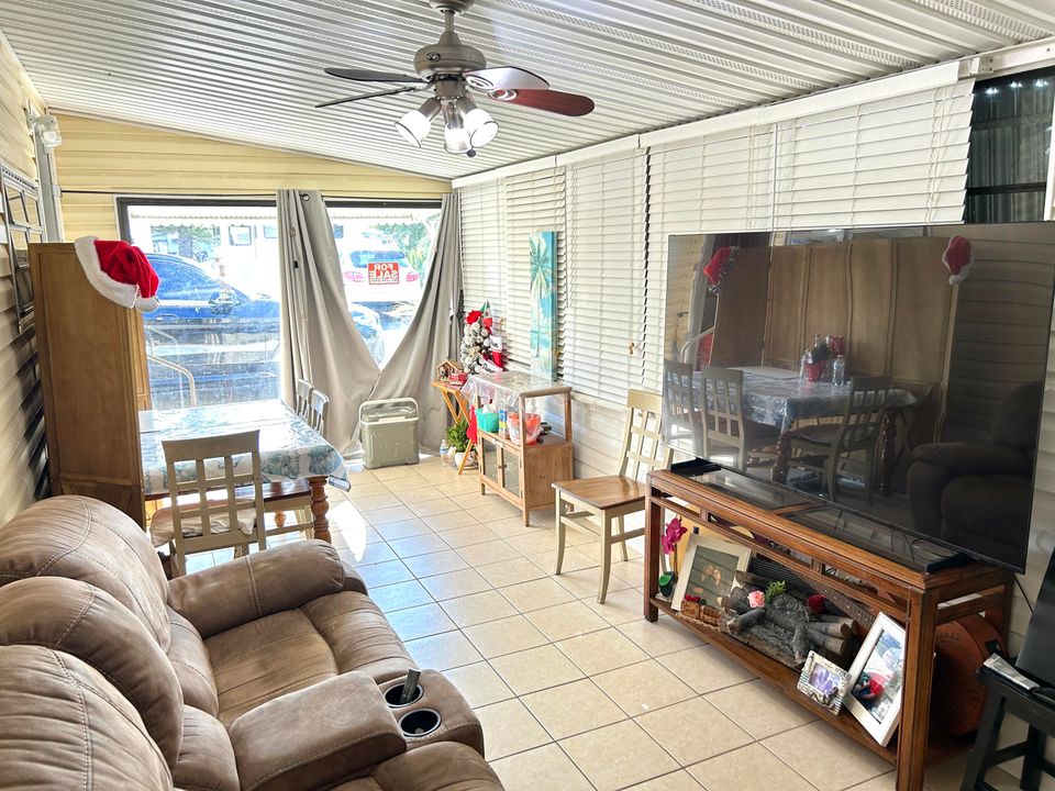 待售: $29,500 (1 贝兹, 1 浴室, 511 平方英尺)