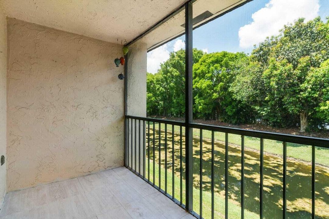 出租: $2,600 (2 贝兹, 2 浴室, 1231 平方英尺)