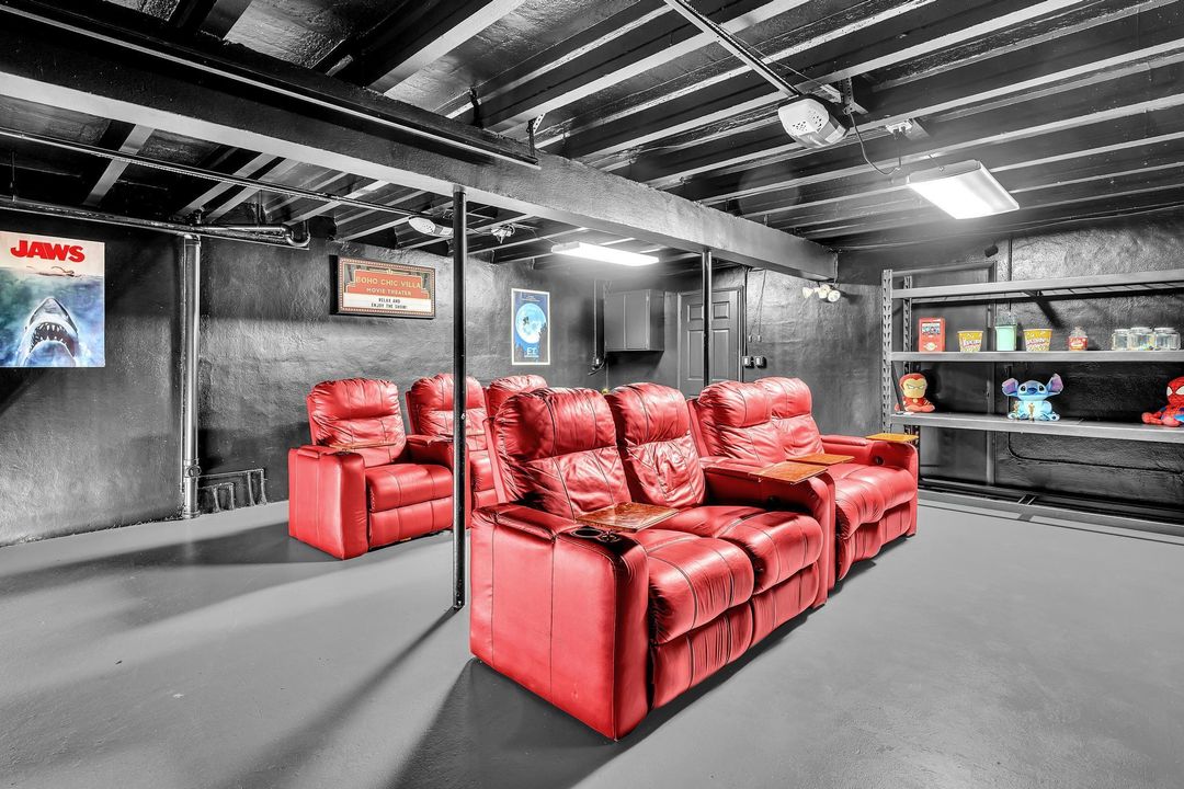 出租: $7,500 (4 贝兹, 3 浴室, 1998 平方英尺)