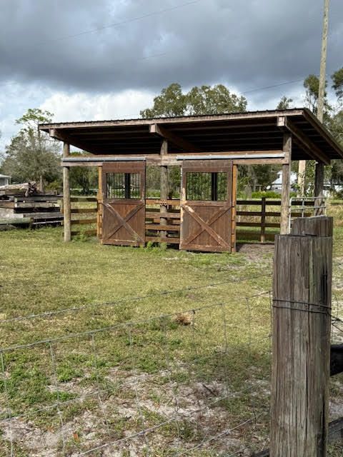 For Sale: $695,000 (3 beds, 2 baths, 1560 Square Feet)