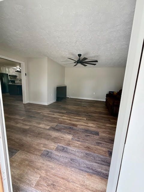 For Sale: $695,000 (3 beds, 2 baths, 1560 Square Feet)