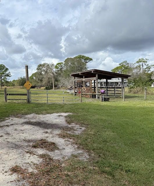 For Sale: $695,000 (3 beds, 2 baths, 1560 Square Feet)