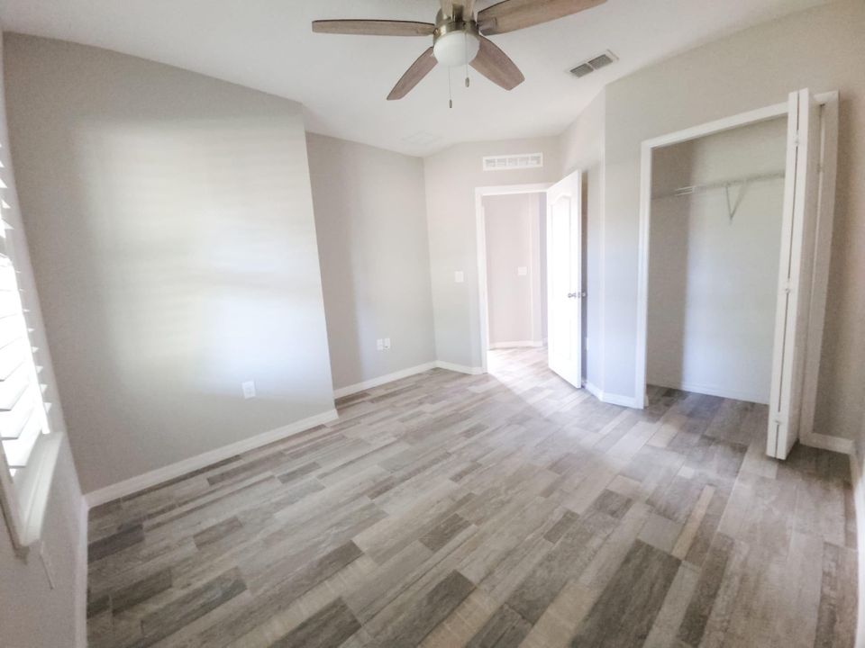 В аренду: $2,550 (4 спален, 2 ванн, 1874 Квадратных фут)