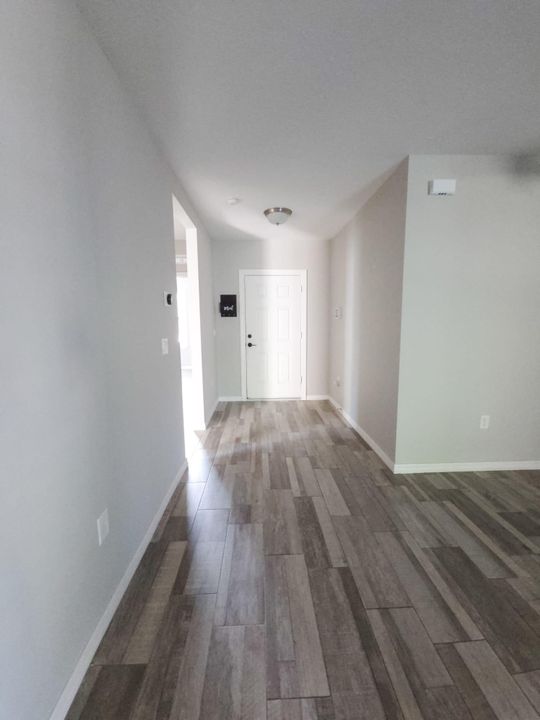 В аренду: $2,550 (4 спален, 2 ванн, 1874 Квадратных фут)