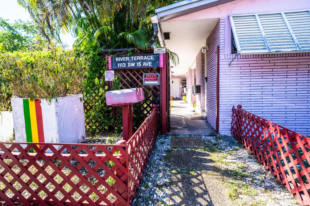 待售: $780,000 (0 贝兹, 0 浴室, 1883 平方英尺)