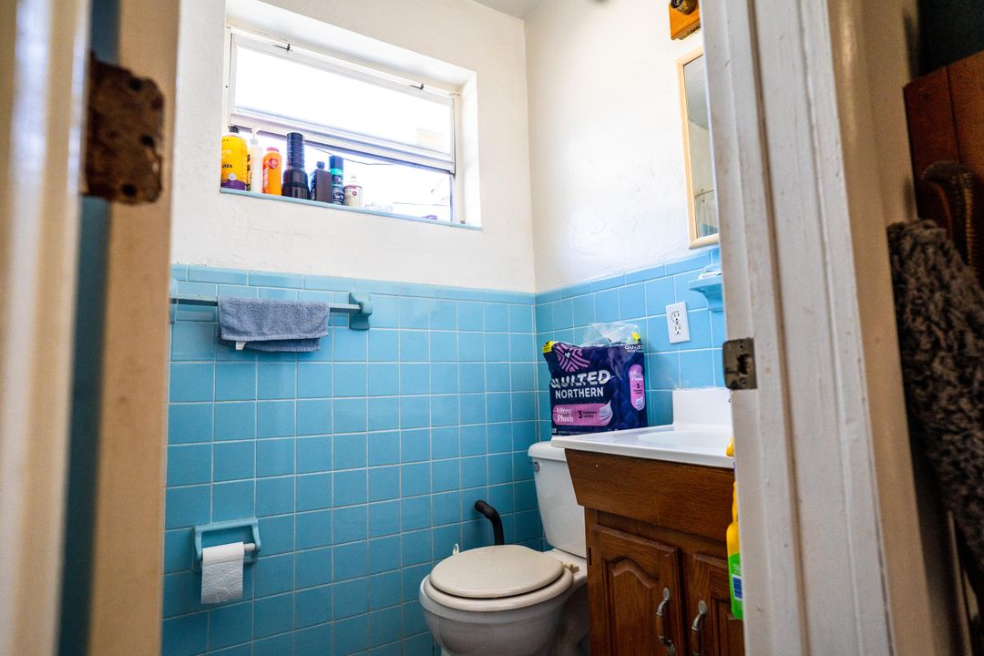 待售: $780,000 (0 贝兹, 0 浴室, 1883 平方英尺)