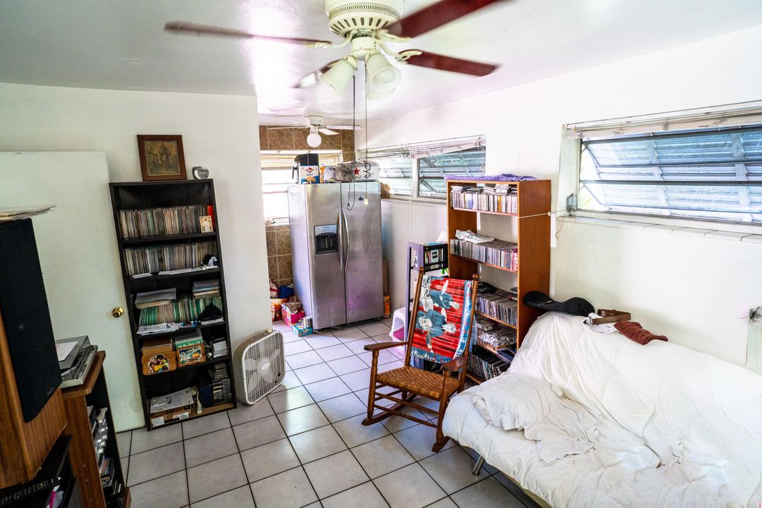 待售: $780,000 (0 贝兹, 0 浴室, 1883 平方英尺)