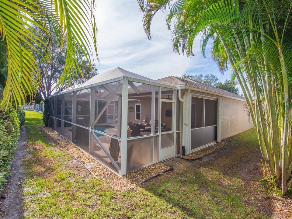 待售: $385,000 (4 贝兹, 2 浴室, 1962 平方英尺)