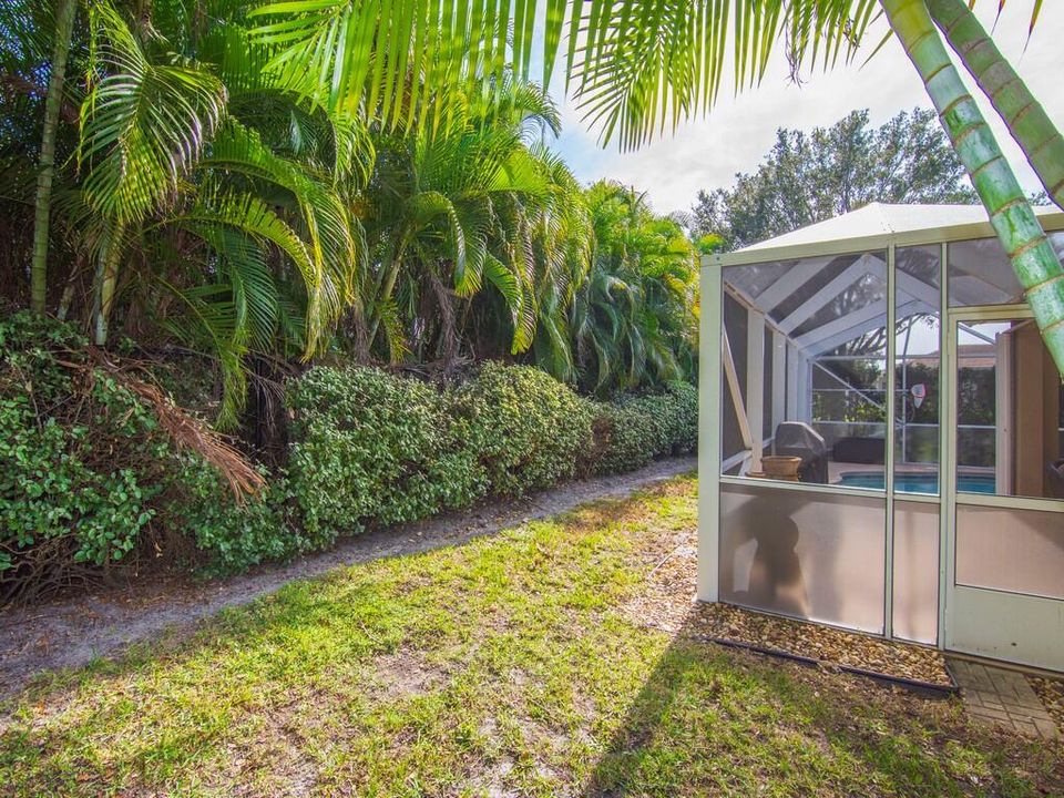 待售: $385,000 (4 贝兹, 2 浴室, 1962 平方英尺)