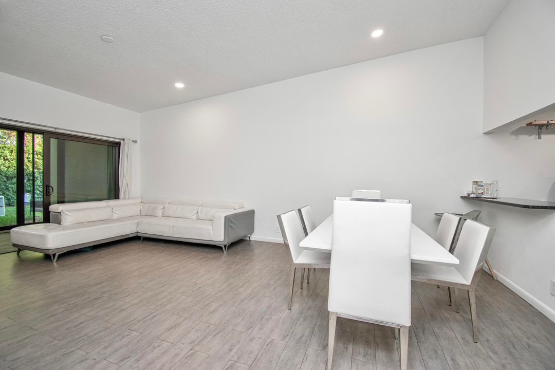 For Sale: $456,900 (3 beds, 2 baths, 1350 Square Feet)