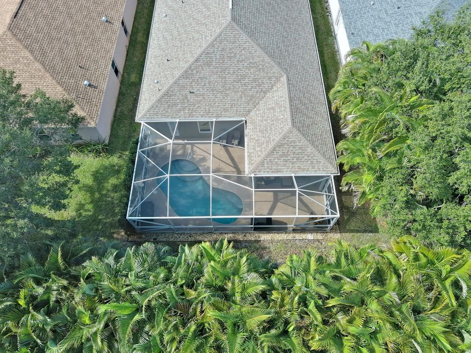 待售: $385,000 (4 贝兹, 2 浴室, 1962 平方英尺)