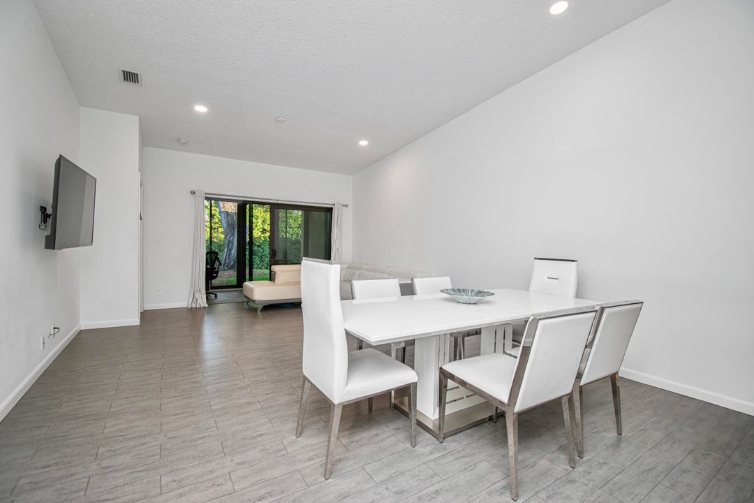 For Sale: $456,900 (3 beds, 2 baths, 1350 Square Feet)