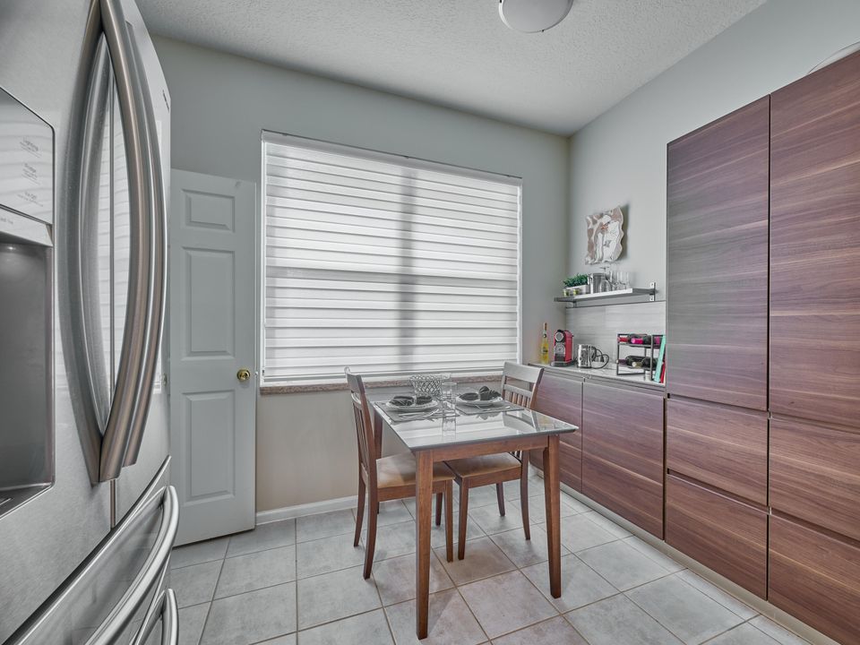 На продажу: $425,000 (3 спален, 2 ванн, 1436 Квадратных фут)