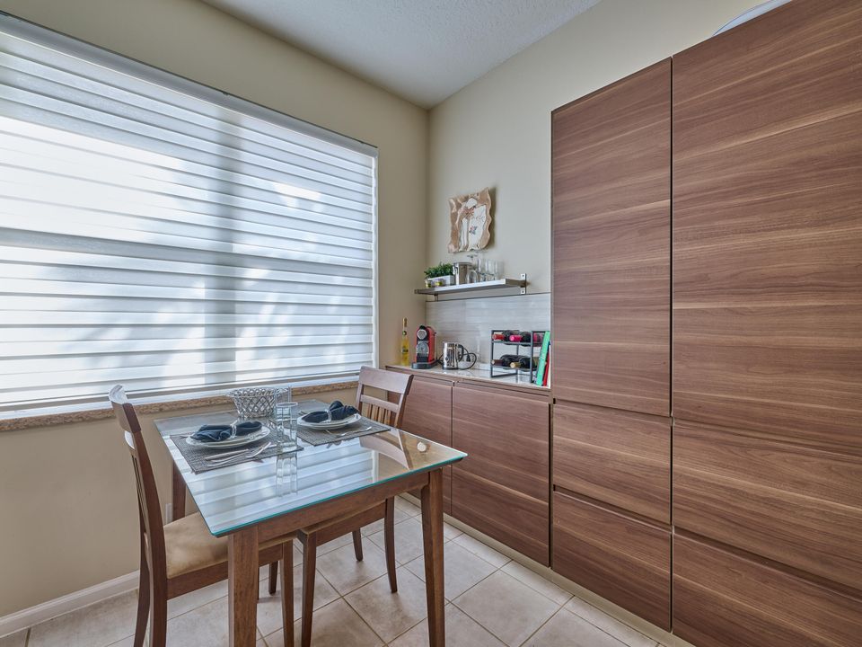 На продажу: $425,000 (3 спален, 2 ванн, 1436 Квадратных фут)