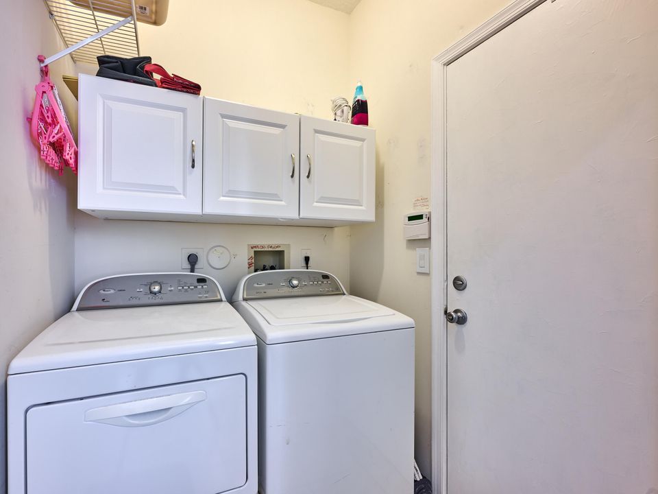 На продажу: $425,000 (3 спален, 2 ванн, 1436 Квадратных фут)