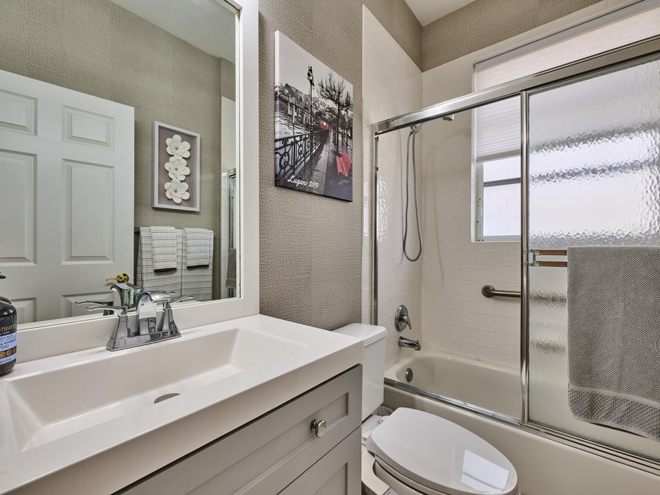 На продажу: $425,000 (3 спален, 2 ванн, 1436 Квадратных фут)