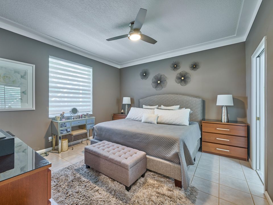 На продажу: $425,000 (3 спален, 2 ванн, 1436 Квадратных фут)