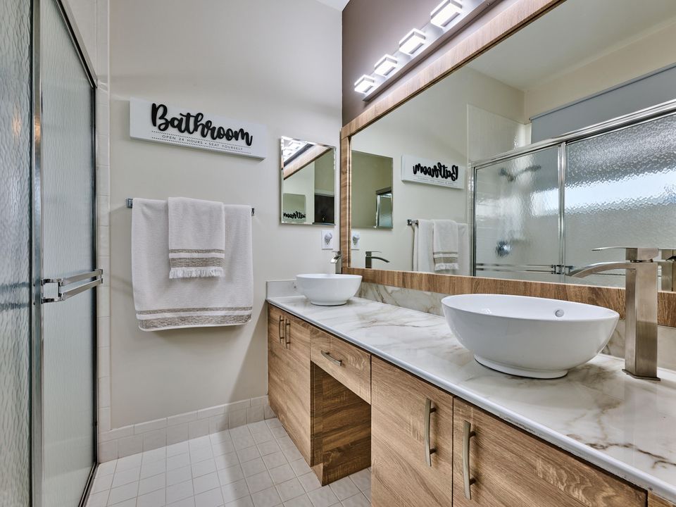 На продажу: $425,000 (3 спален, 2 ванн, 1436 Квадратных фут)