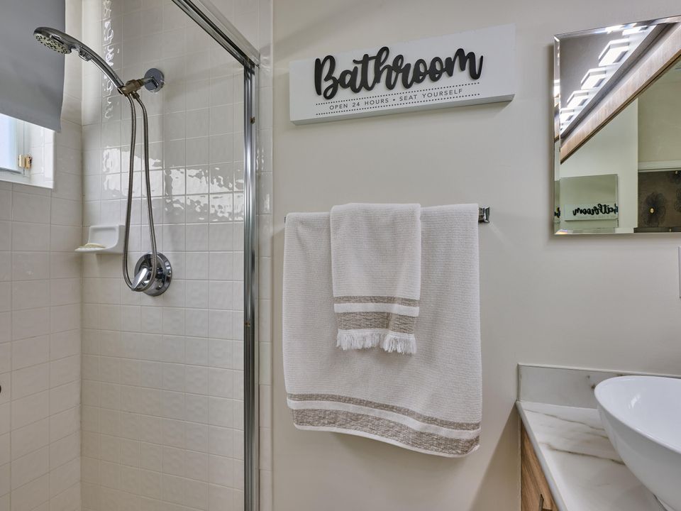 На продажу: $425,000 (3 спален, 2 ванн, 1436 Квадратных фут)