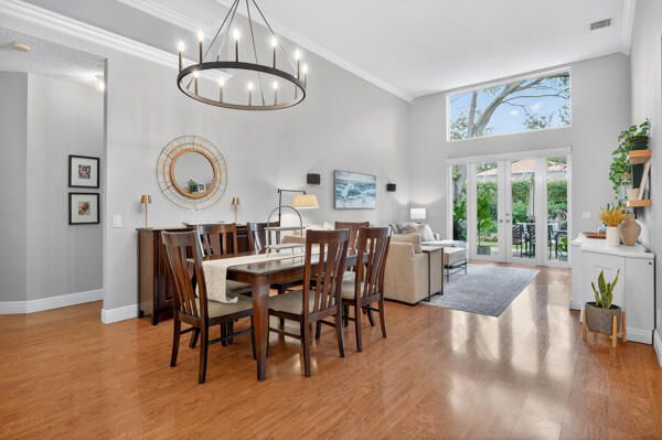 For Rent: $4,800 (4 beds, 2 baths, 2171 Square Feet)