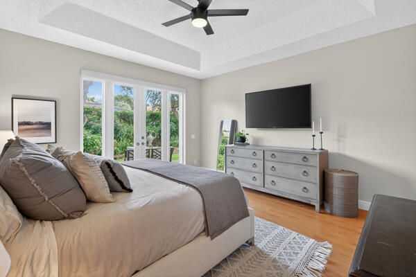 For Rent: $4,800 (4 beds, 2 baths, 2171 Square Feet)