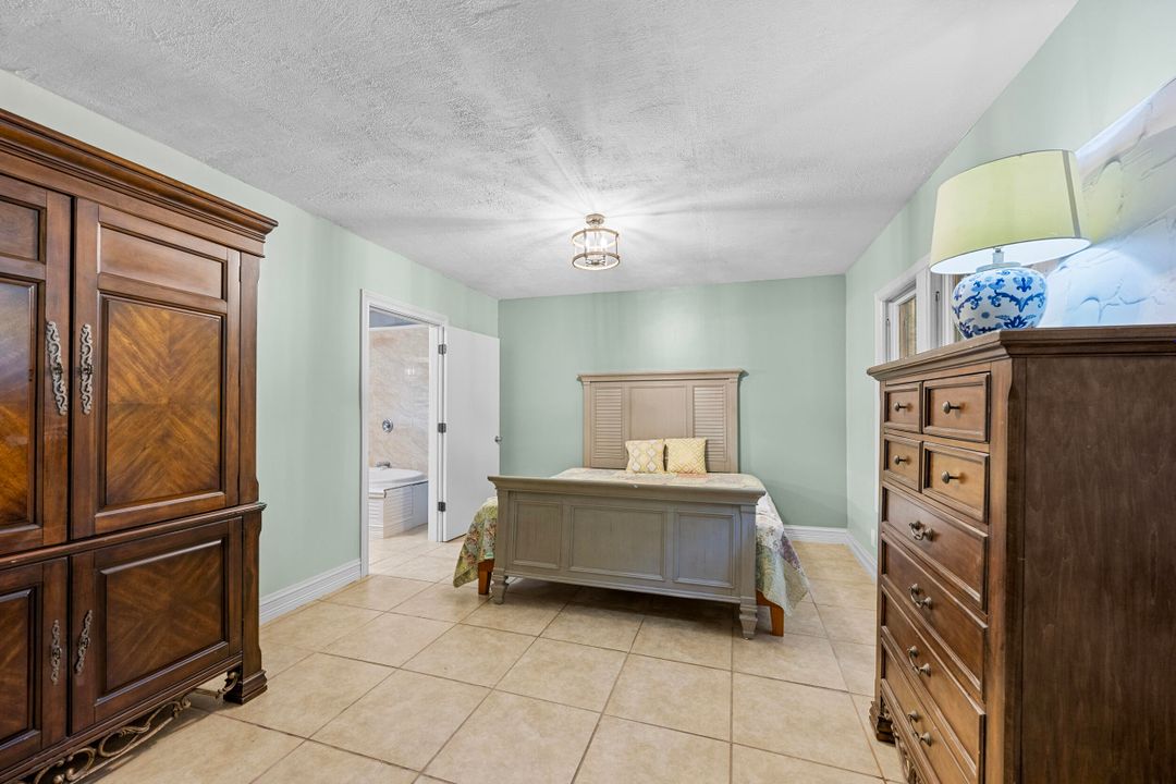 На продажу: $1,200,000 (3 спален, 2 ванн, 1696 Квадратных фут)