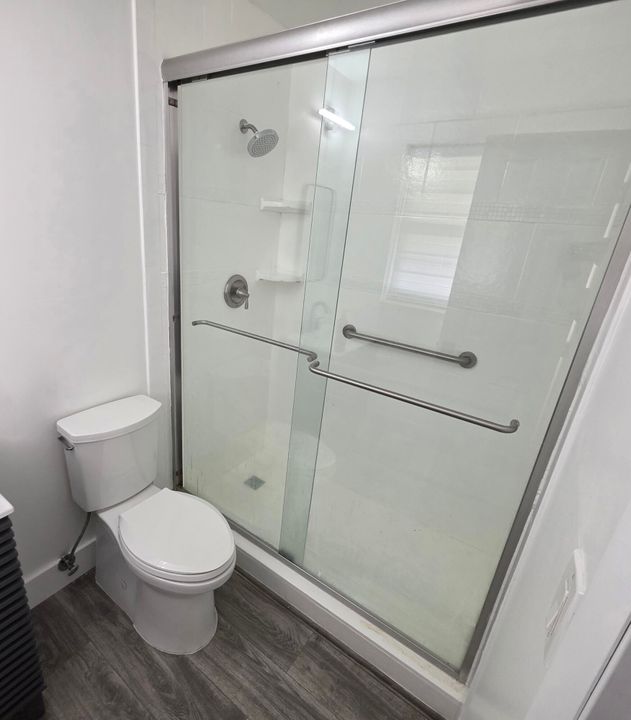 На продажу: $239,000 (2 спален, 2 ванн, 950 Квадратных фут)