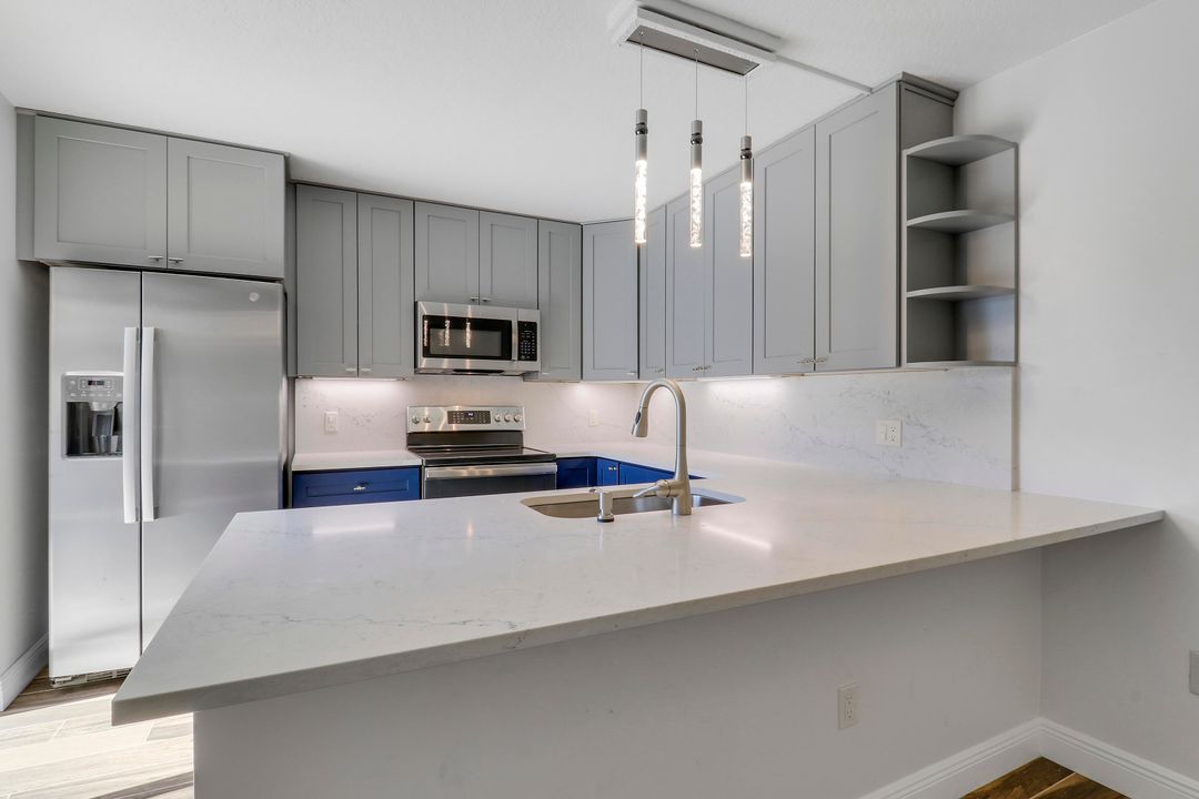 For Rent: $3,200 (2 beds, 2 baths, 1188 Square Feet)