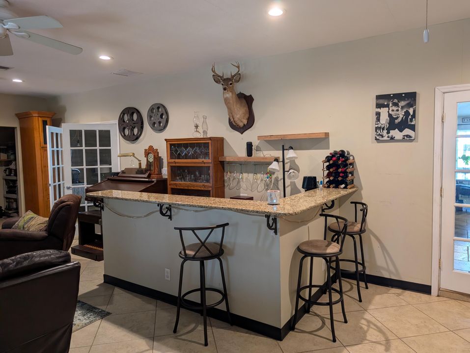 For Sale: $548,500 (4 beds, 3 baths, 2600 Square Feet)