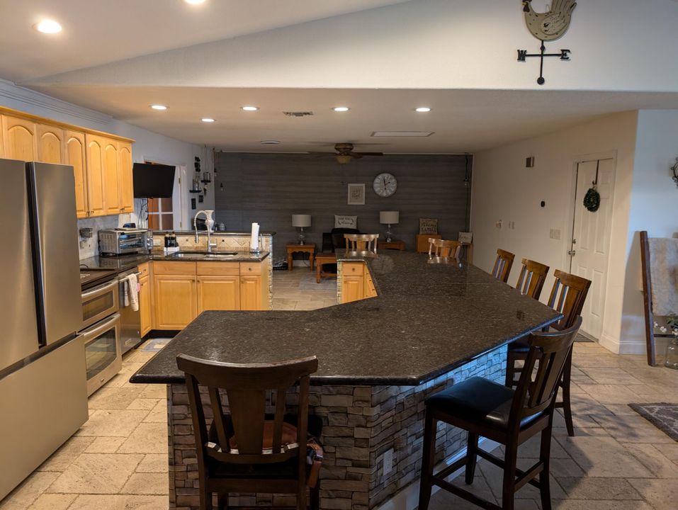 For Sale: $548,500 (4 beds, 3 baths, 2600 Square Feet)