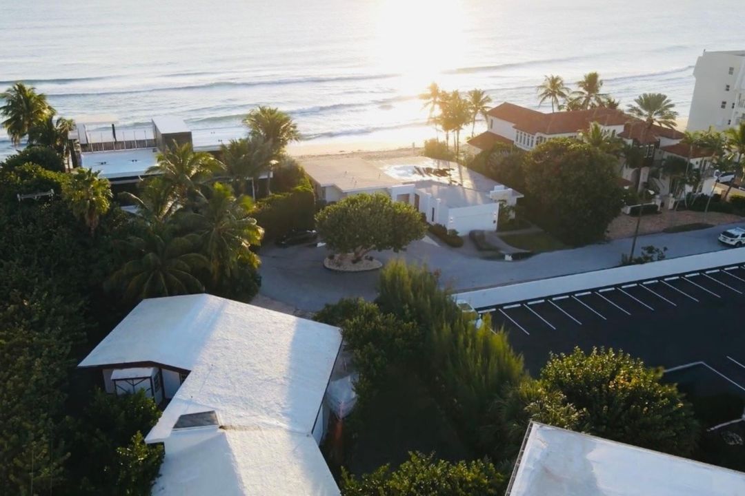 For Rent: $15,900 (3 beds, 3 baths, 2820 Square Feet)