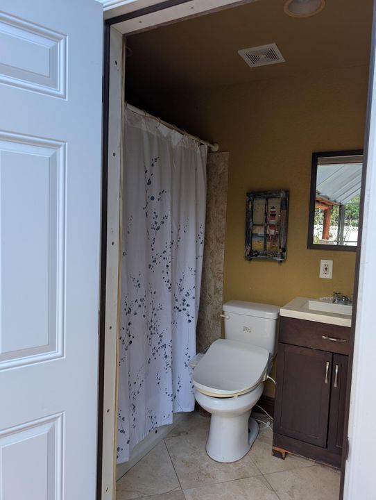 For Sale: $548,500 (4 beds, 3 baths, 2600 Square Feet)