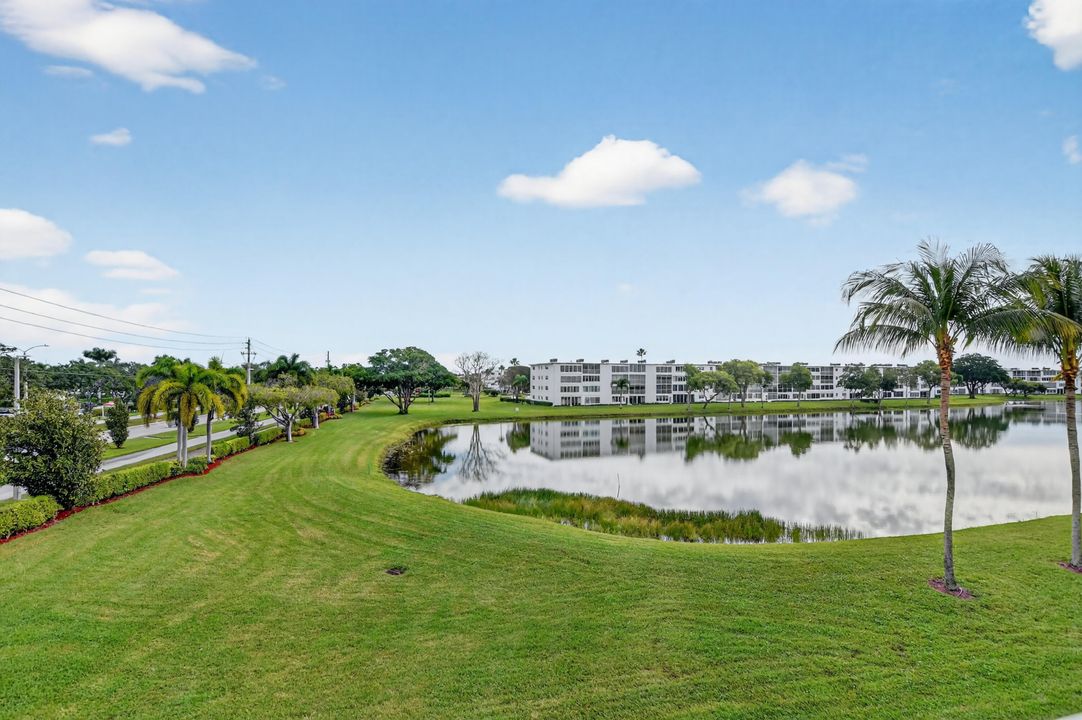 待售: $399,000 (2 贝兹, 2 浴室, 1158 平方英尺)