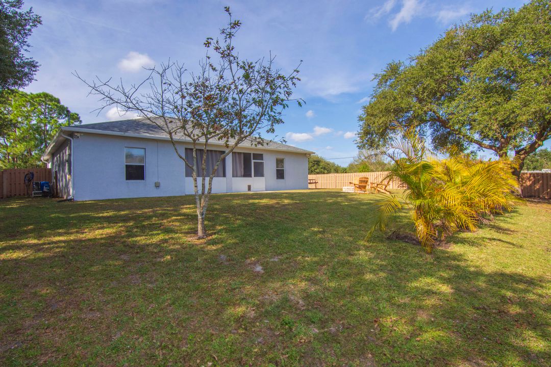 En Venta: $365,000 (4 camas, 2 baños, 1532 Pies cuadrados)