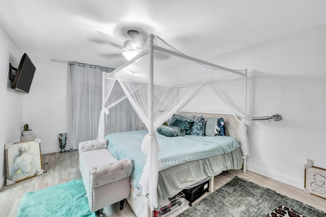 For Sale: $480,000 (2 beds, 2 baths, 1952 Square Feet)