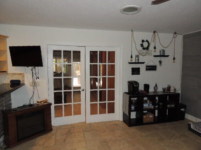 For Sale: $548,500 (4 beds, 3 baths, 2600 Square Feet)