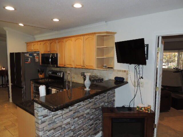 For Sale: $548,500 (4 beds, 3 baths, 2600 Square Feet)