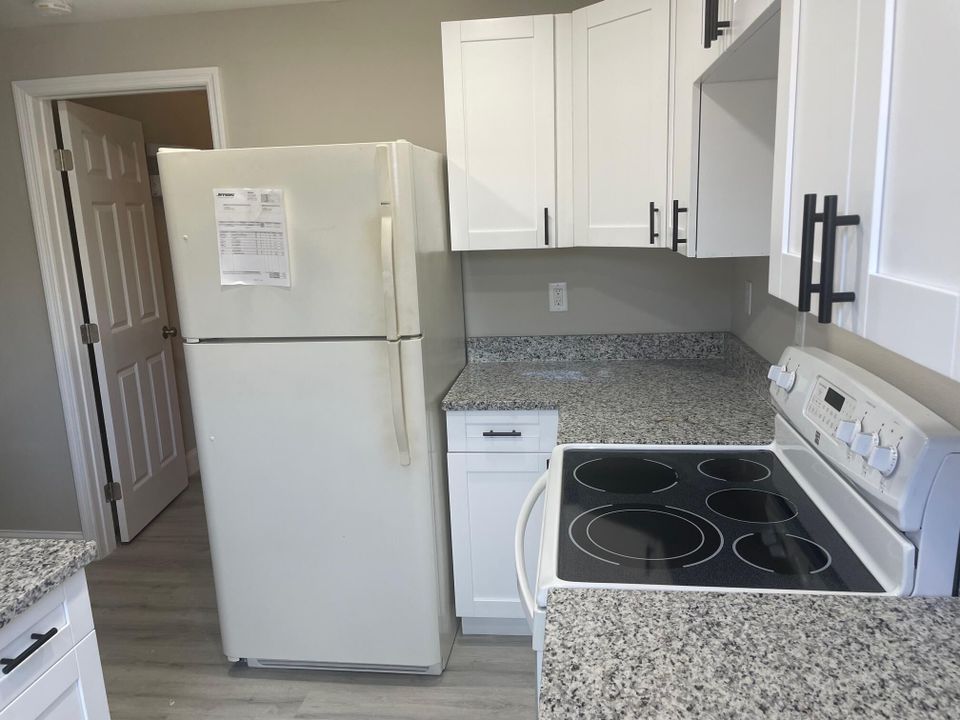 出租: $1,650 (3 贝兹, 1 浴室, 782 平方英尺)