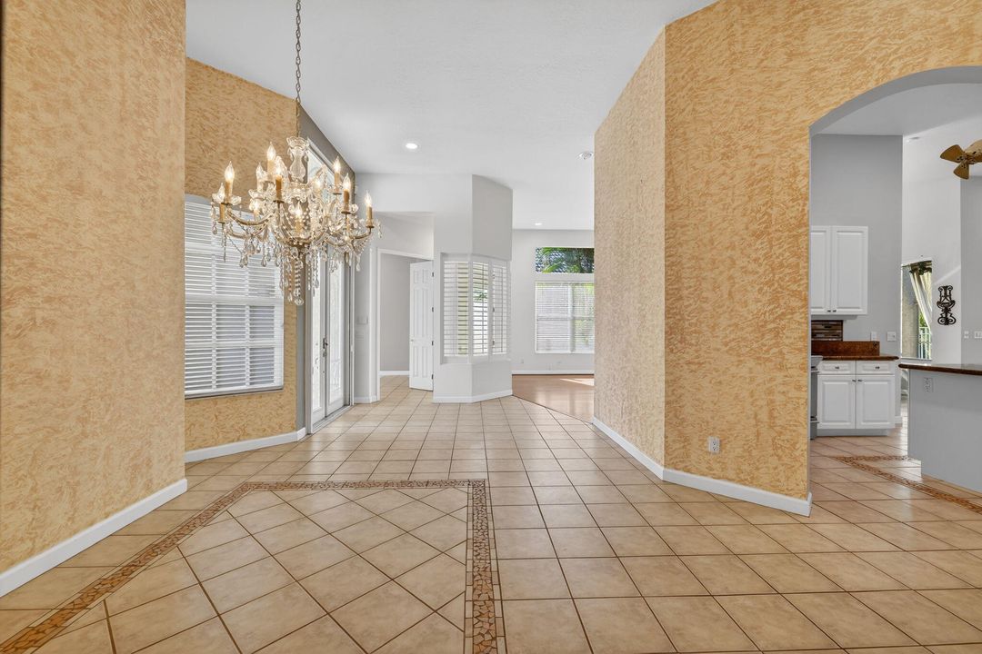 На продажу: $419,990 (2 спален, 2 ванн, 2314 Квадратных фут)