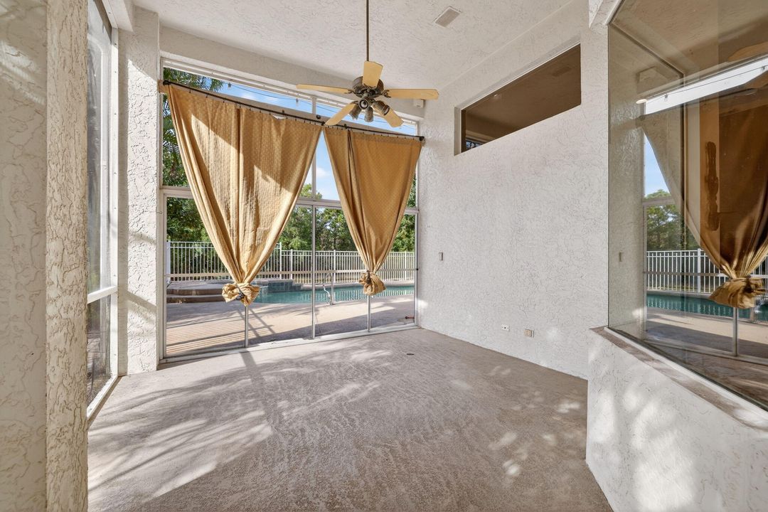 На продажу: $419,990 (2 спален, 2 ванн, 2314 Квадратных фут)