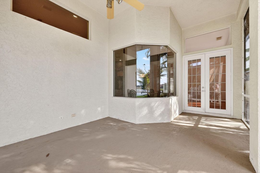 На продажу: $419,990 (2 спален, 2 ванн, 2314 Квадратных фут)