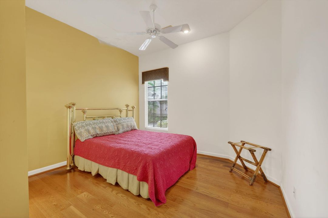 На продажу: $419,990 (2 спален, 2 ванн, 2314 Квадратных фут)