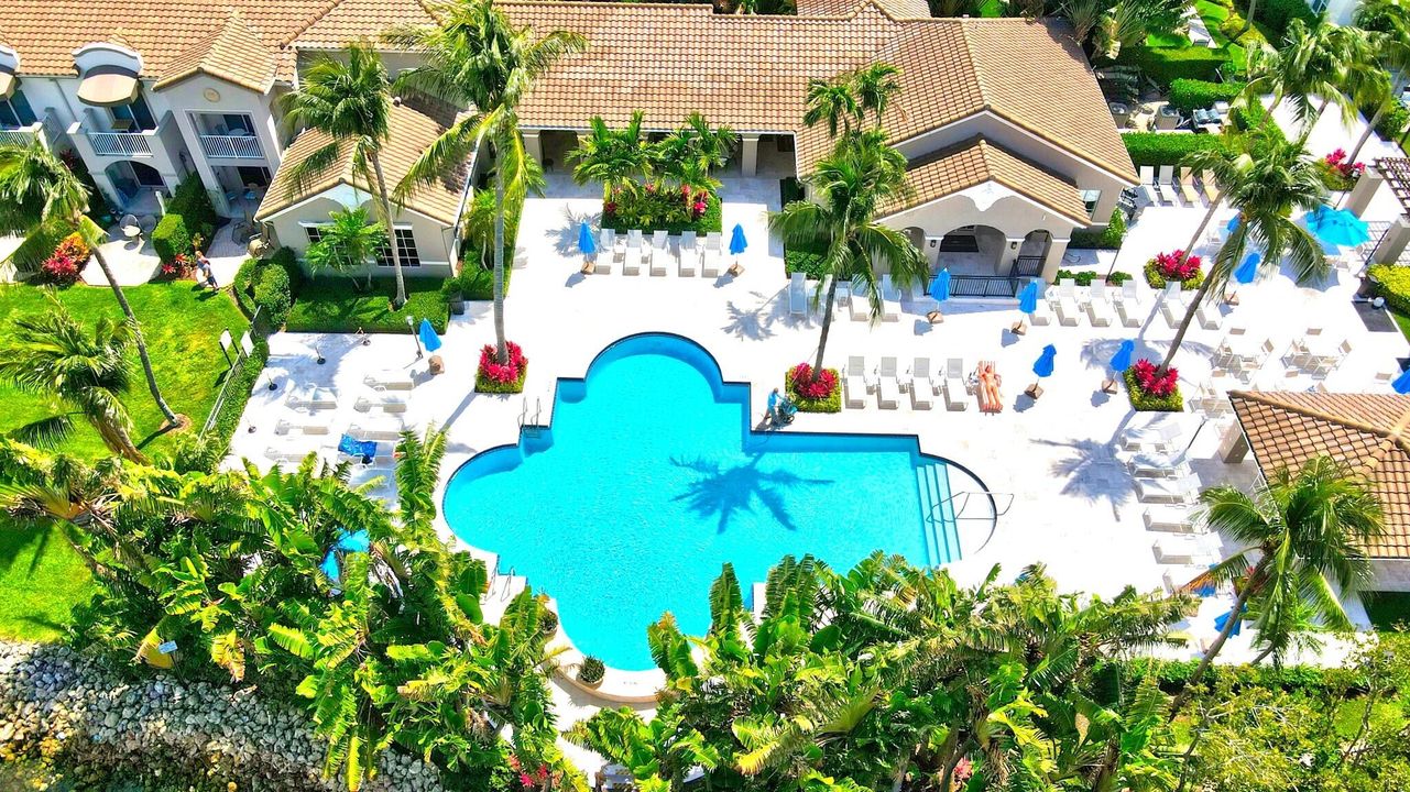 待售: $975,000 (2 贝兹, 2 浴室, 1230 平方英尺)