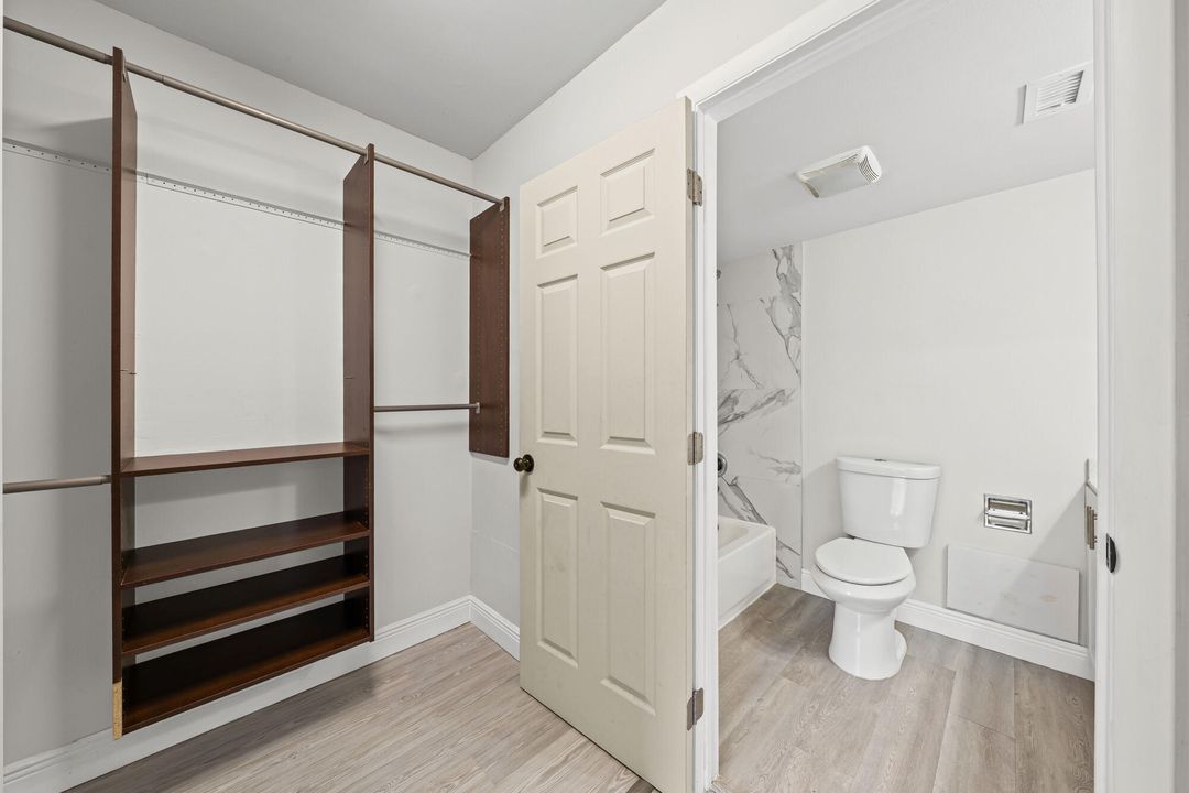 For Sale: $365,000 (2 beds, 2 baths, 1302 Square Feet)