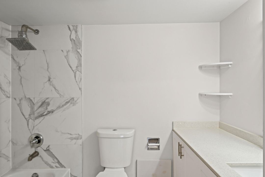 For Sale: $365,000 (2 beds, 2 baths, 1302 Square Feet)