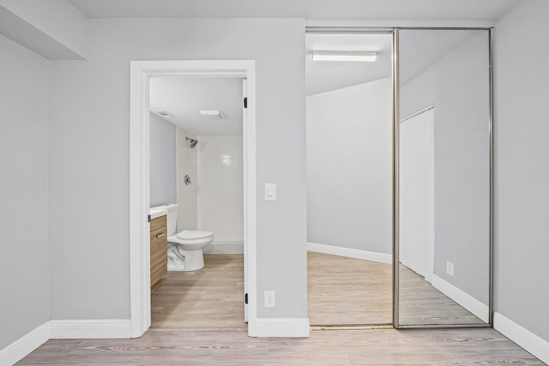 For Sale: $365,000 (2 beds, 2 baths, 1302 Square Feet)