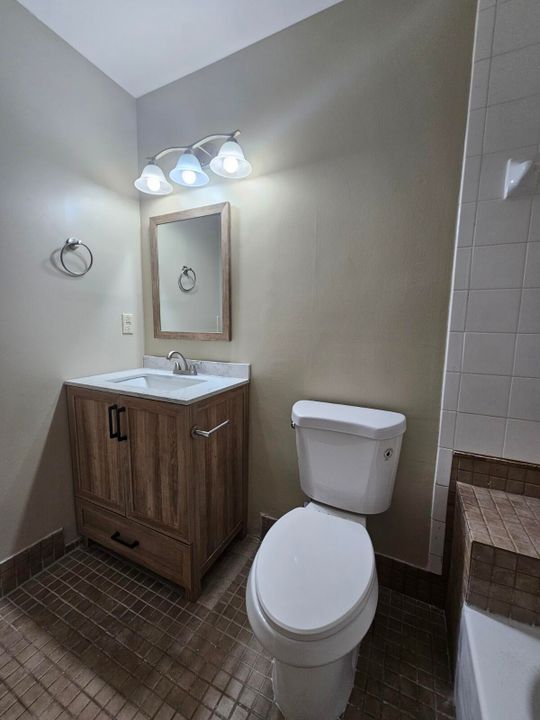 For Sale: $415,000 (3 beds, 2 baths, 1178 Square Feet)